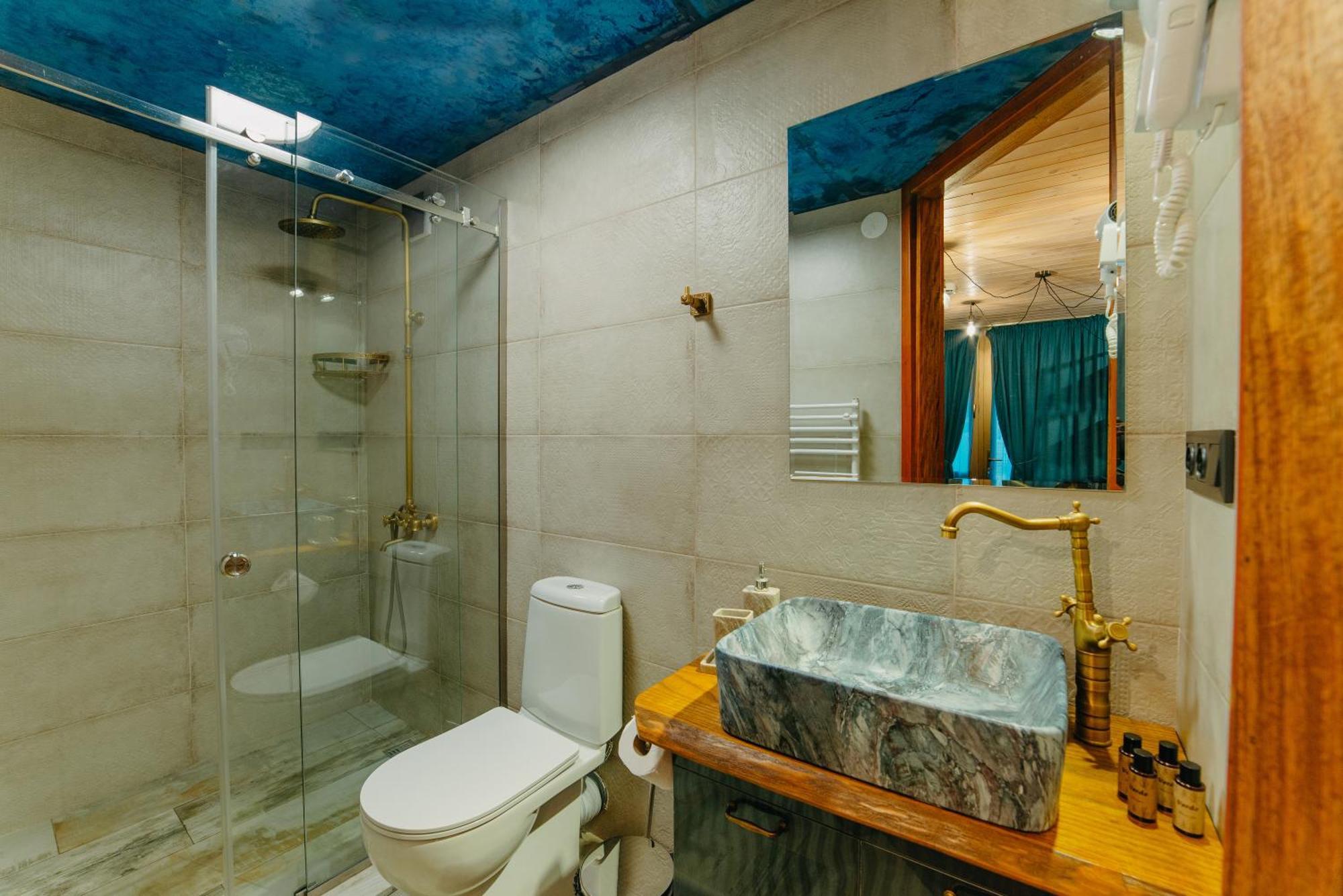 Hotel Wanderholic Telavi Exterior foto